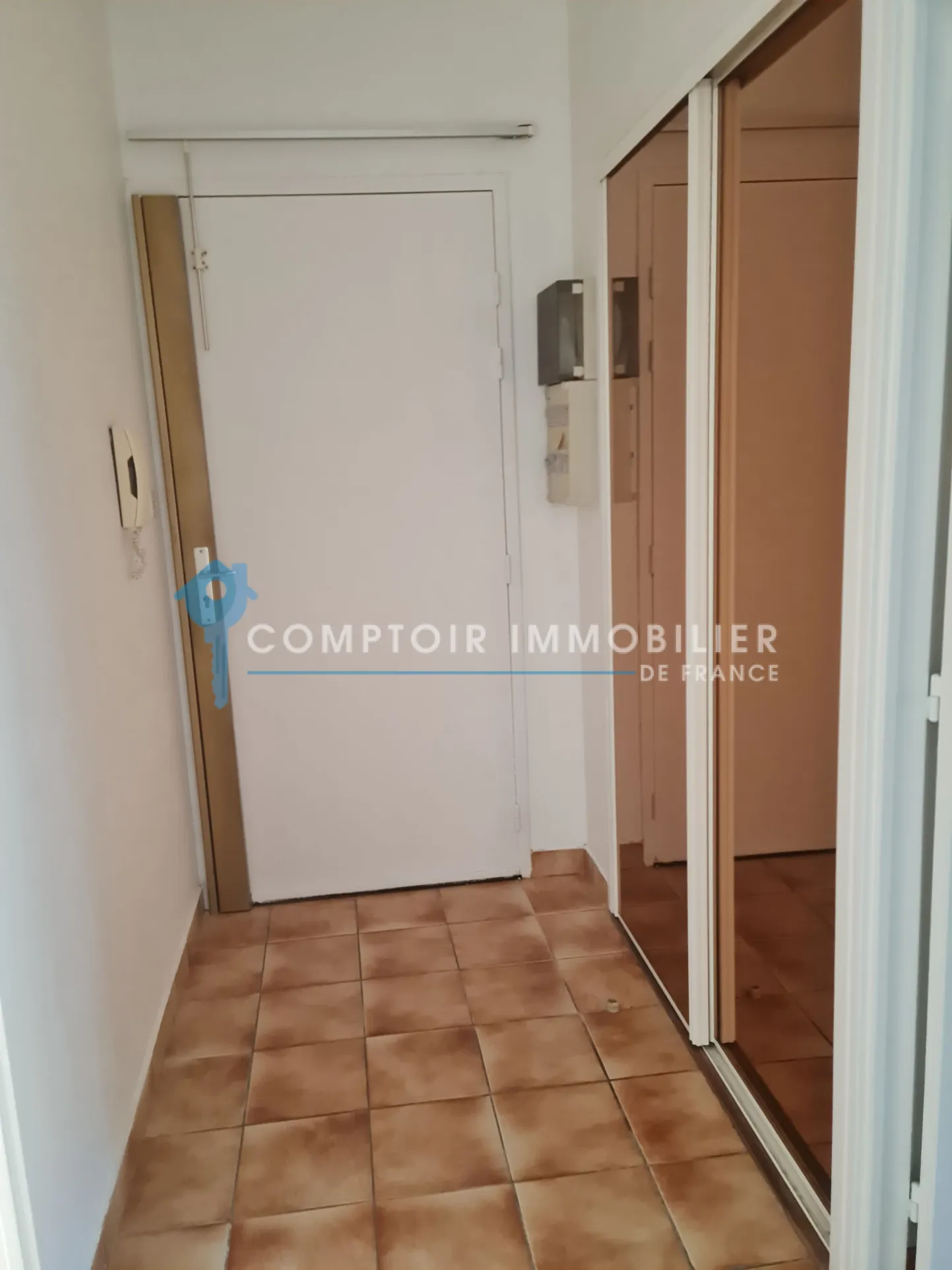 Appartement 4 pièces en centre-ville d'Aubenas avec garage et cave 