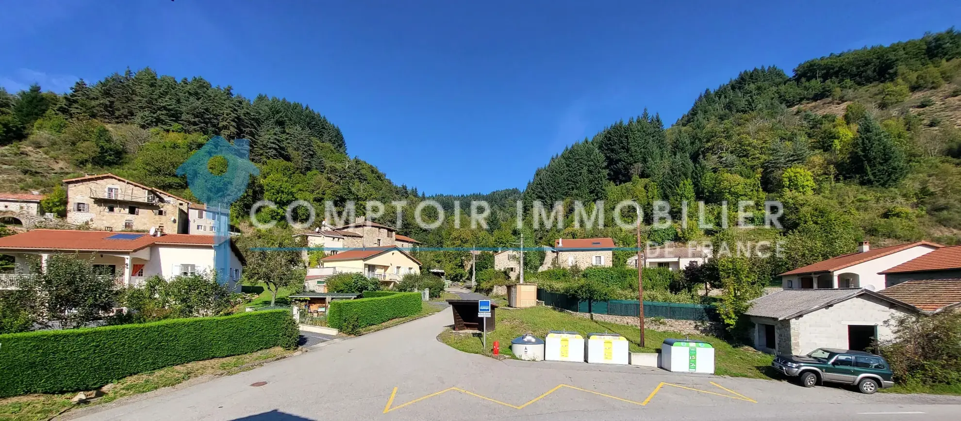 Maison avec deux appartements à vendre à Saint-Martin-de-Valamas, Ardèche 