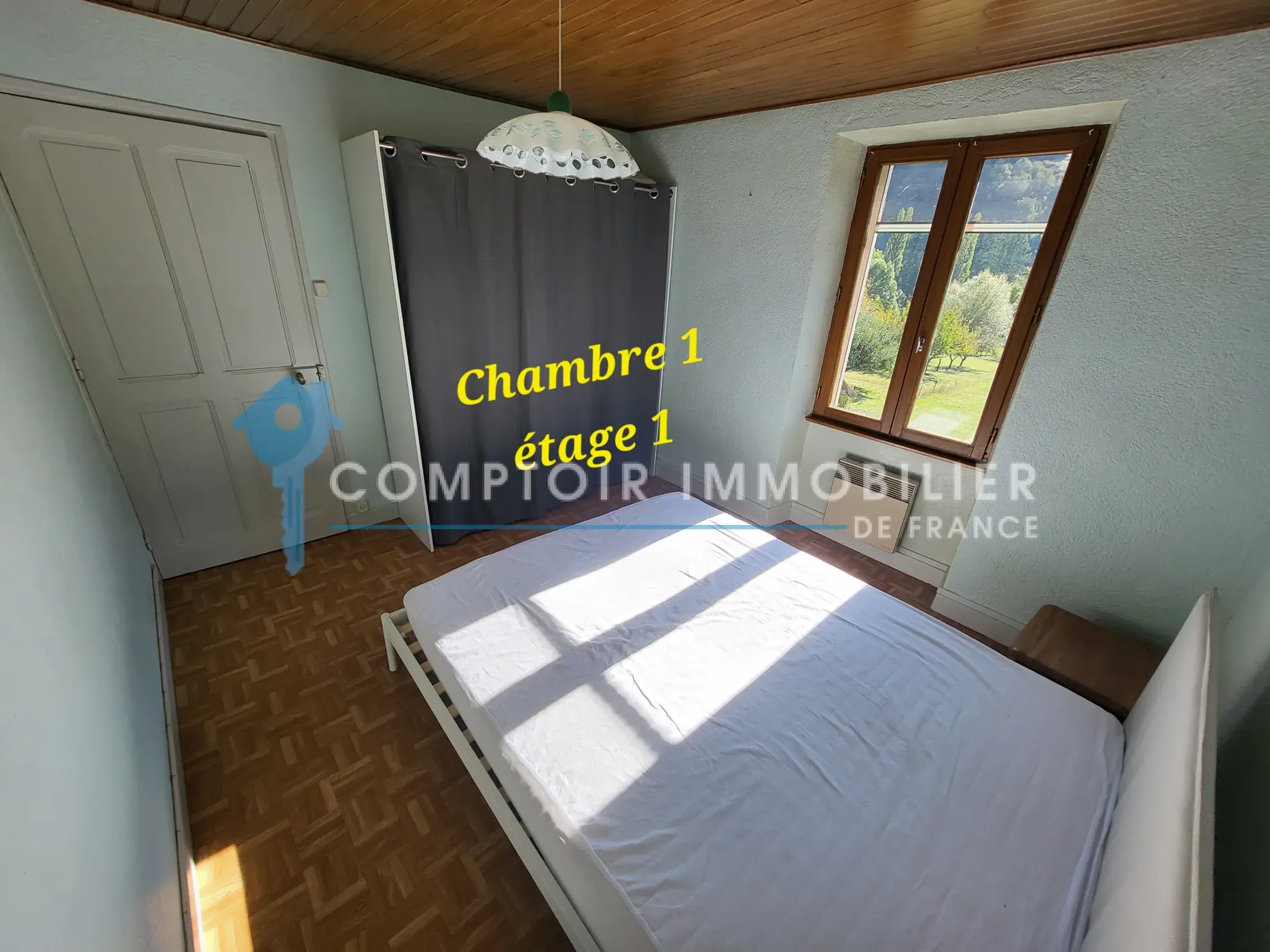 Maison avec deux appartements à vendre à Saint-Martin-de-Valamas, Ardèche 
