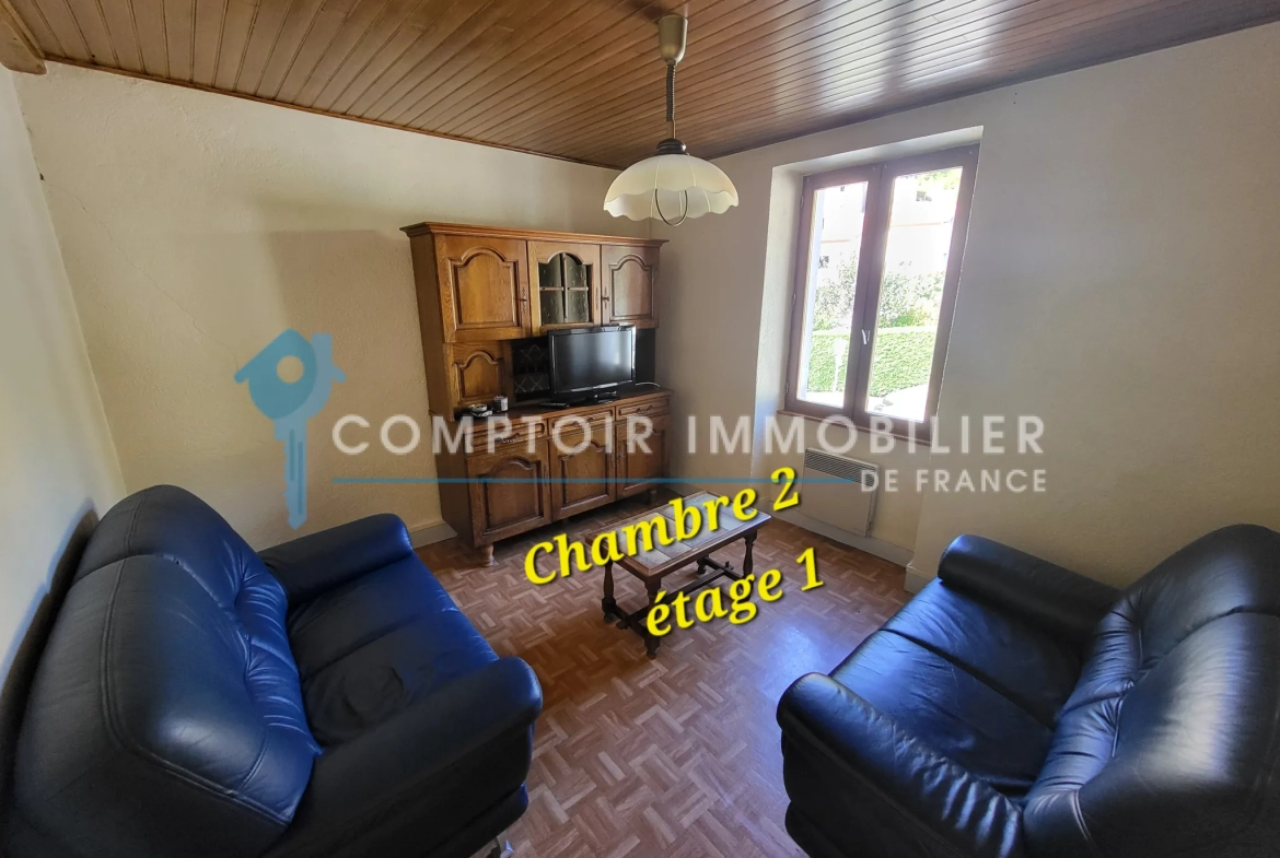 Maison avec deux appartements à vendre à Saint-Martin-de-Valamas, Ardèche 