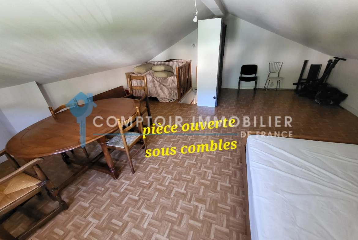 Maison avec deux appartements à vendre à Saint-Martin-de-Valamas, Ardèche 