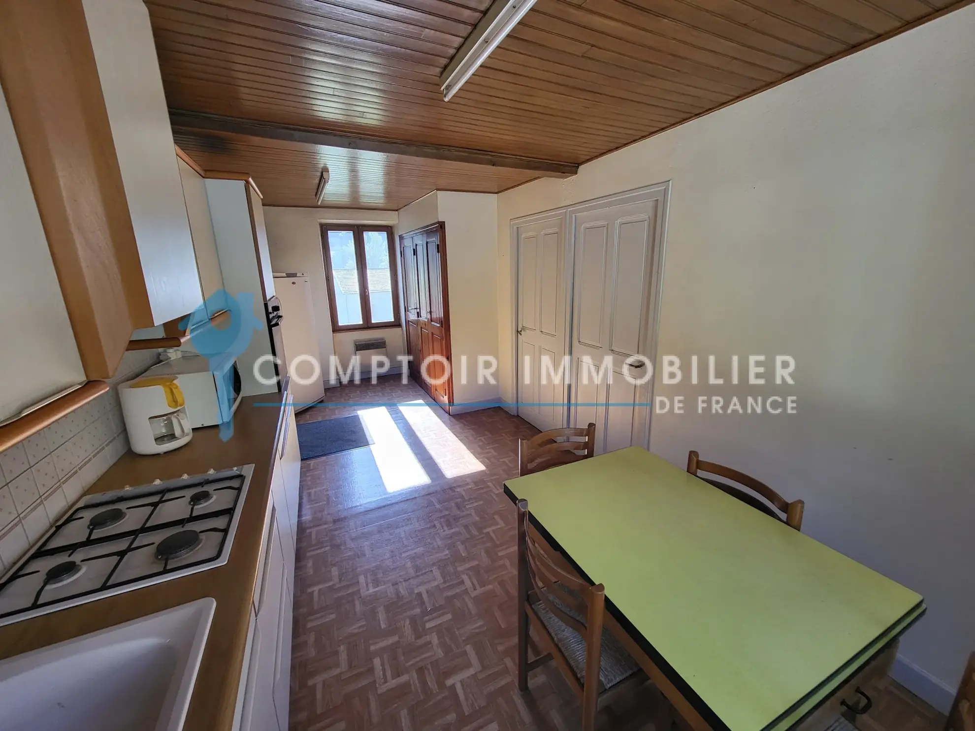Maison avec deux appartements à vendre à Saint-Martin-de-Valamas, Ardèche 