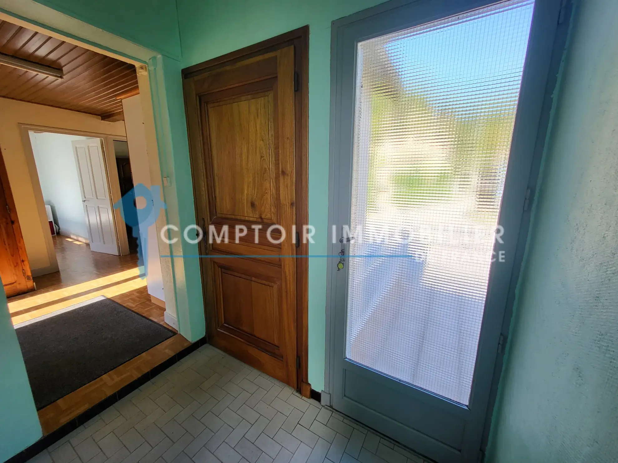 Maison avec deux appartements à vendre à Saint-Martin-de-Valamas, Ardèche 