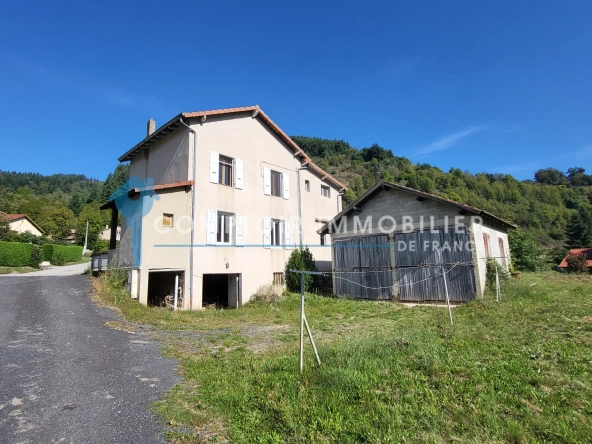 Maison avec deux appartements à vendre à Saint-Martin-de-Valamas, Ardèche