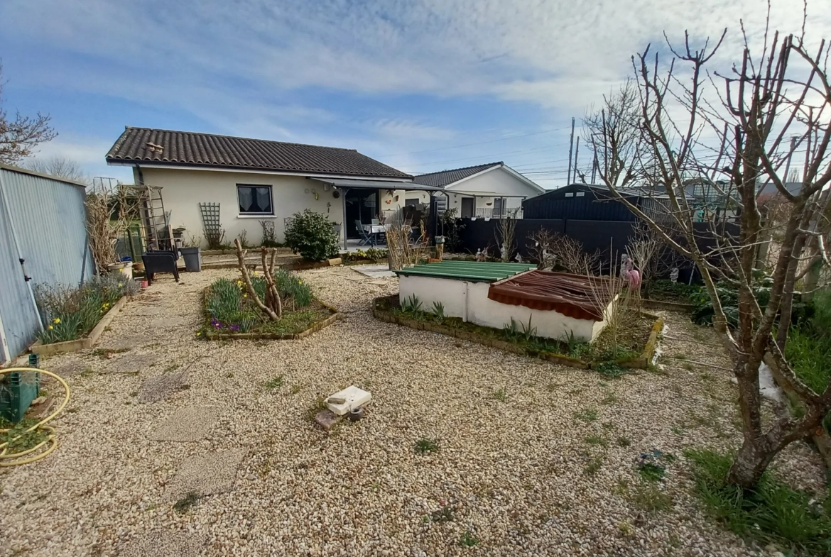 Pavillon contemporain de plain-pied à Saint-Maixant près de Langon 