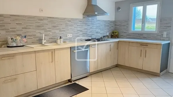Grande maison à Cavagnac (46110) avec terrain, garage et confort moderne 