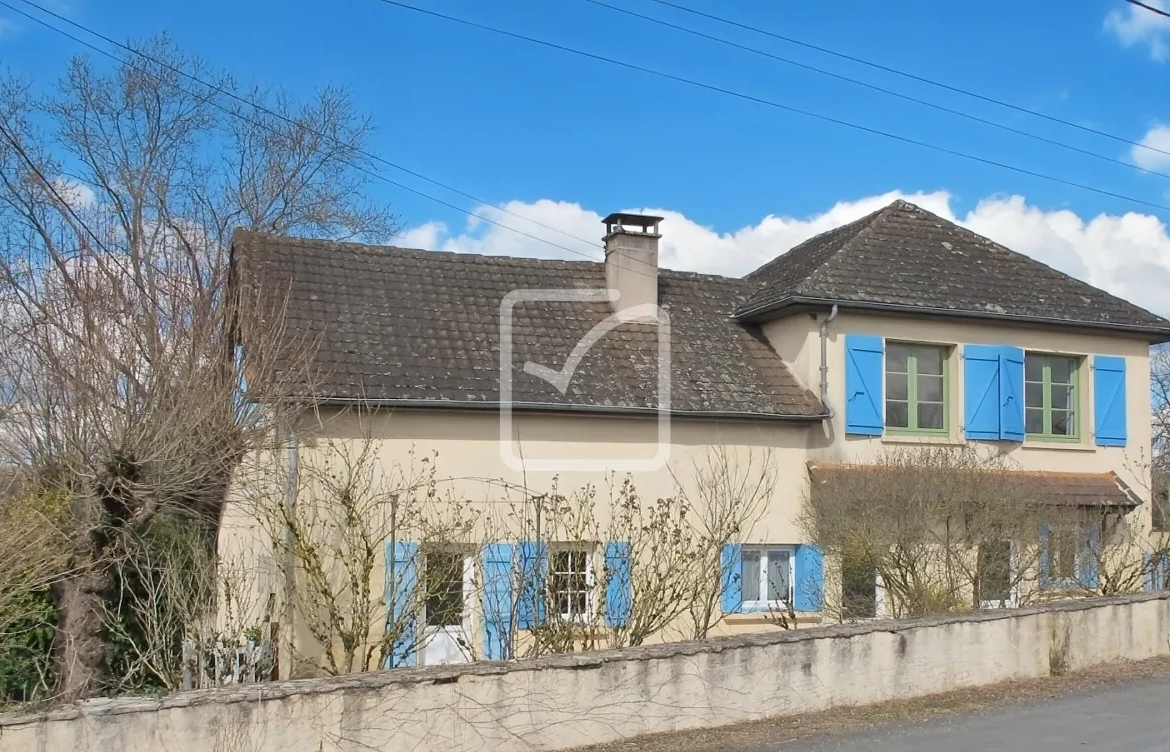 Grande maison à Cavagnac (46110) avec terrain, garage et confort moderne 