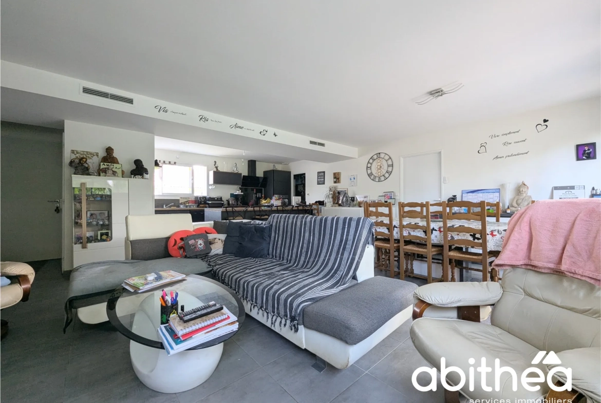 Maison neuve de 116 m² avec 4 chambres à Saint-Ciers-d'Abzac proche Galgon 