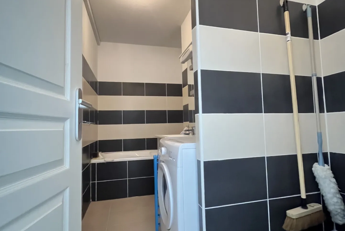 Appartement T2 avec parking en sous-sol à Saint-André-de-Sangonis 