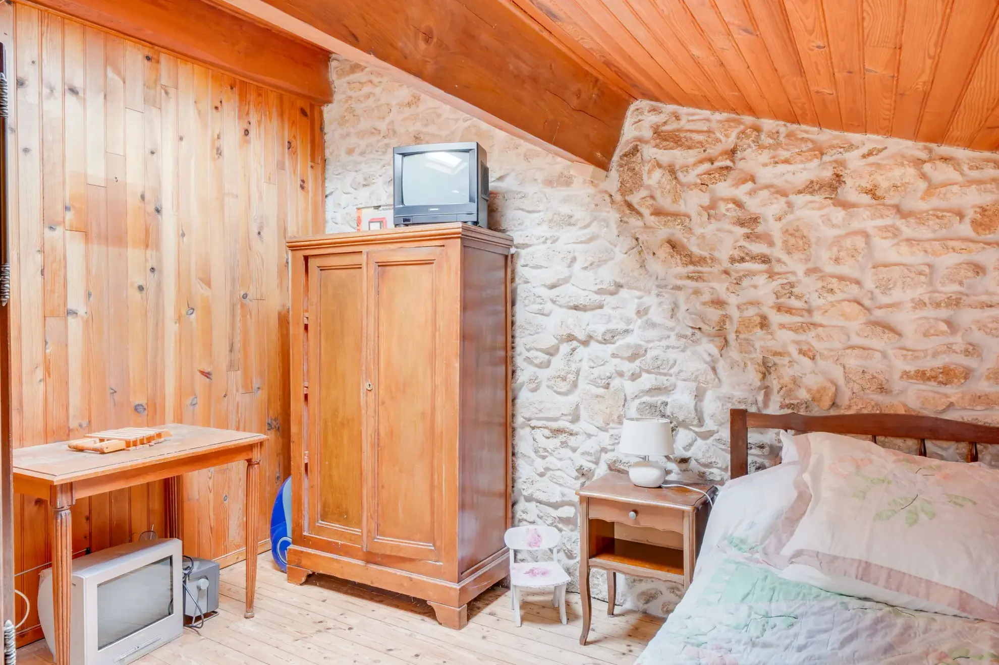 Maison à rénover de 75m² avec garage à Cartelègue 