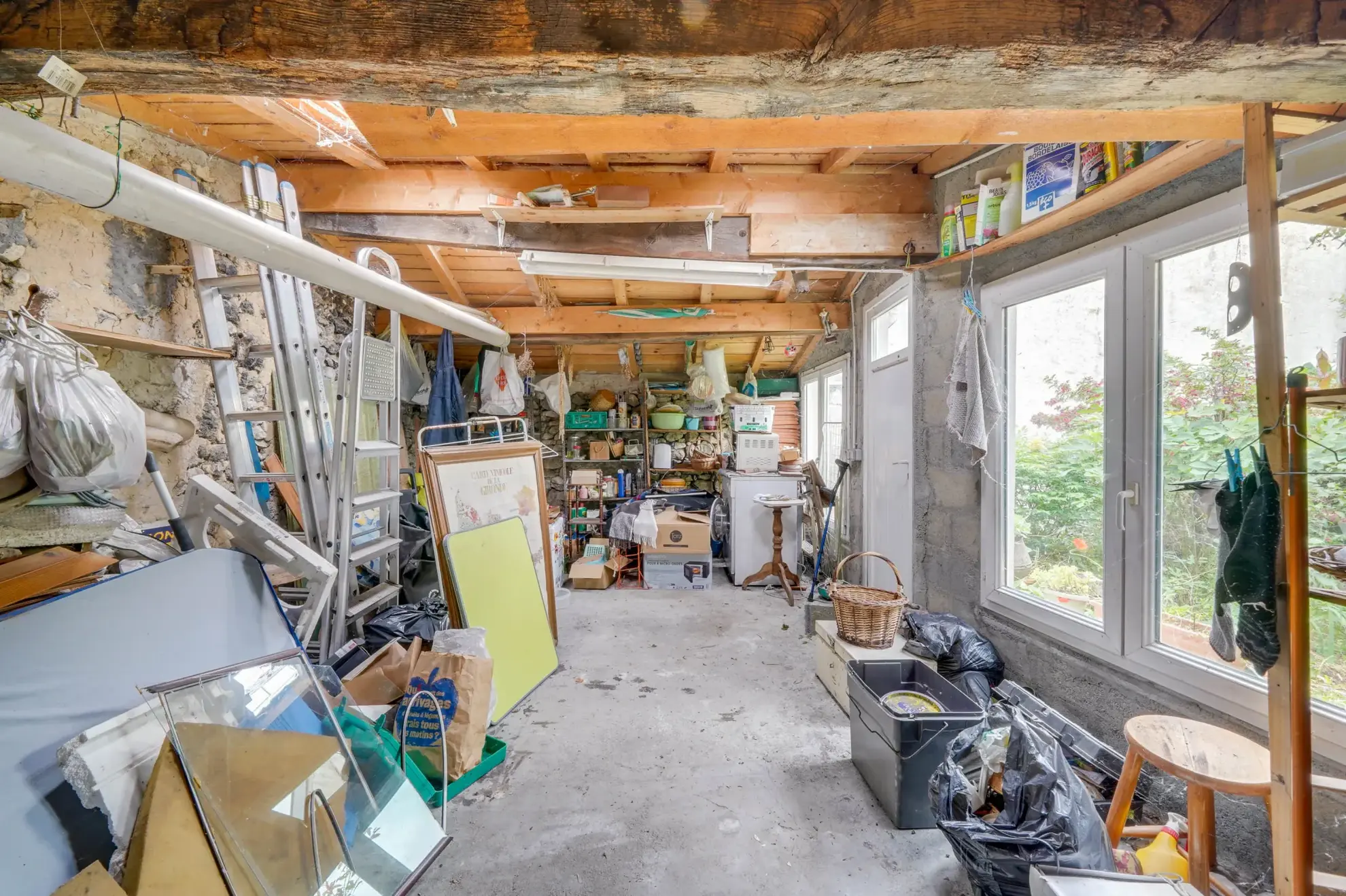 Maison à rénover de 75m² avec garage à Cartelègue 