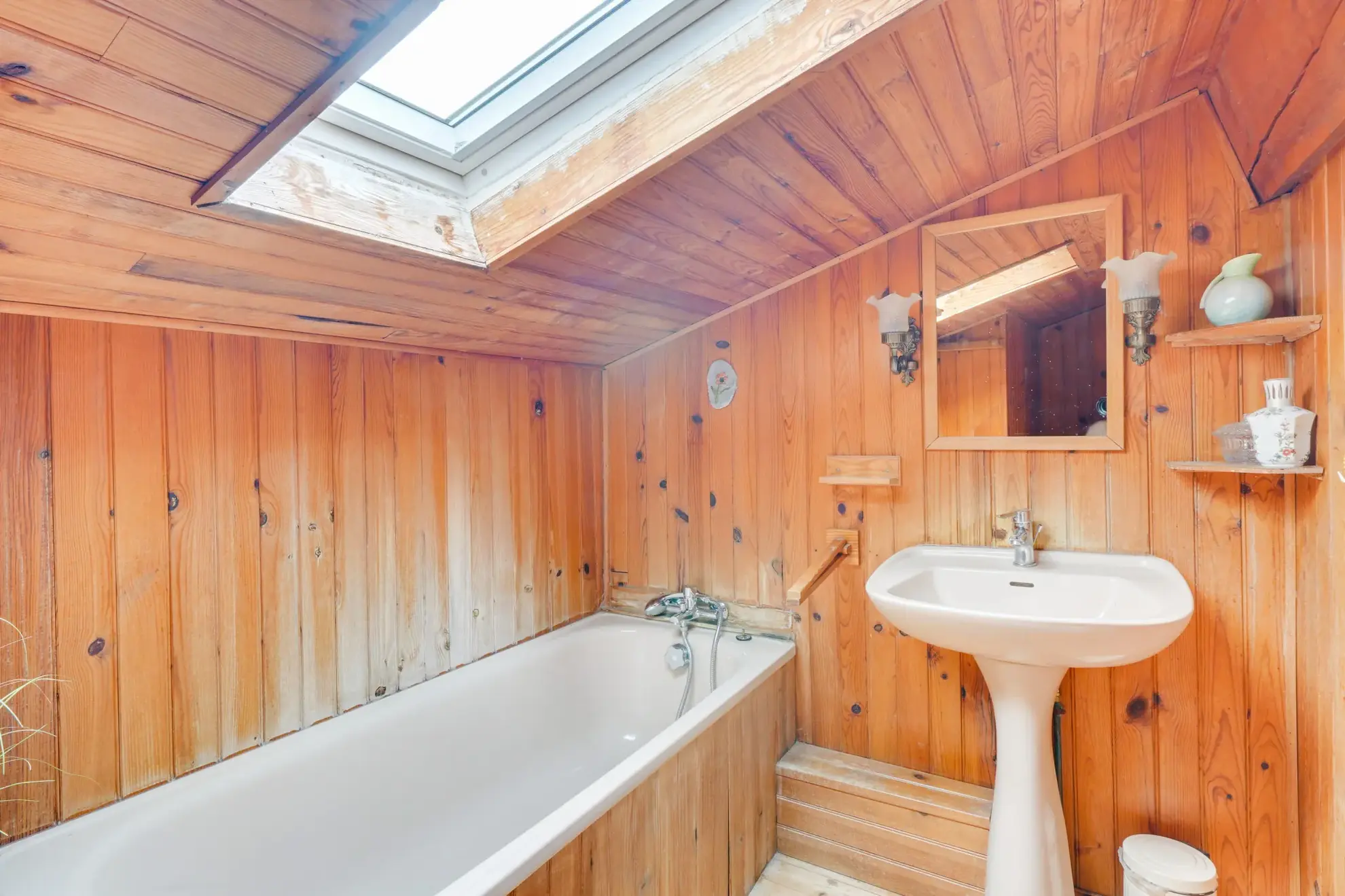 Maison à rénover de 75m² avec garage à Cartelègue 