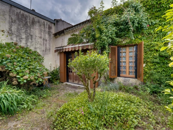 Maison à rénover de 75m² avec garage à Cartelègue