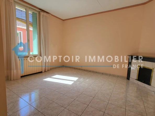 Maison de ville à Nîmes avec jardin, garage et 2 chambres – Secteur Jean Jaurès 