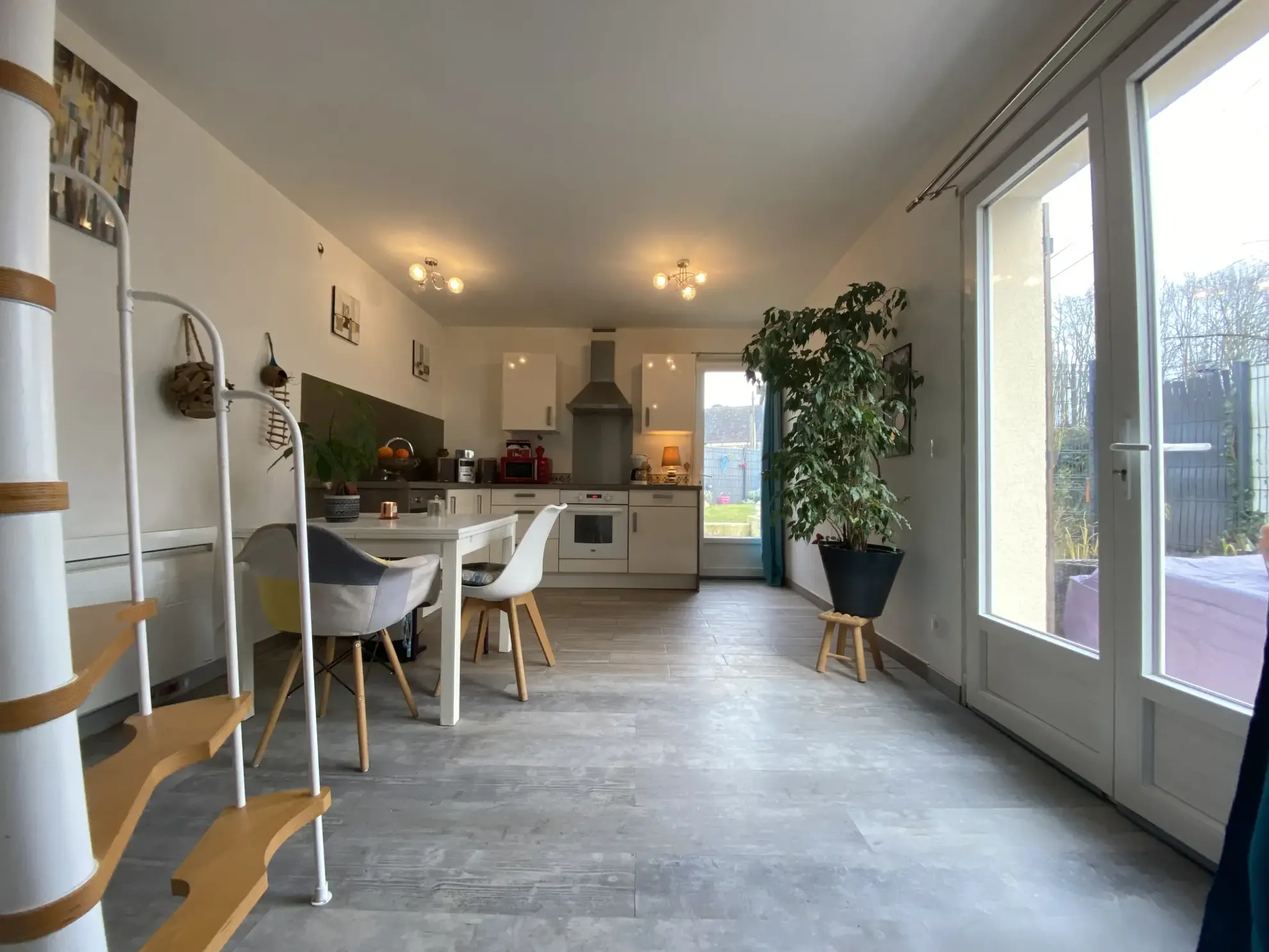 Maison 3 pièces à Orgerus, centre-ville, 66 m² avec jardin et 2 chambres 