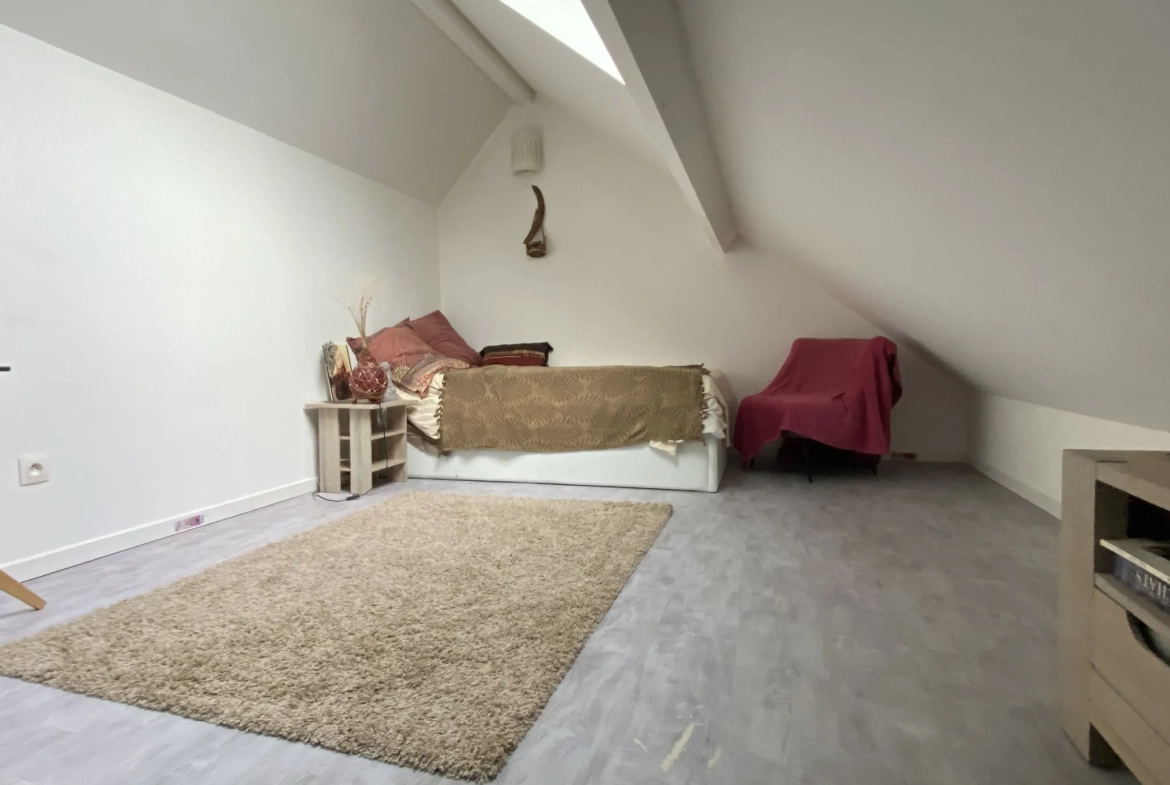 Maison 3 pièces à Orgerus, centre-ville, 66 m² avec jardin et 2 chambres 