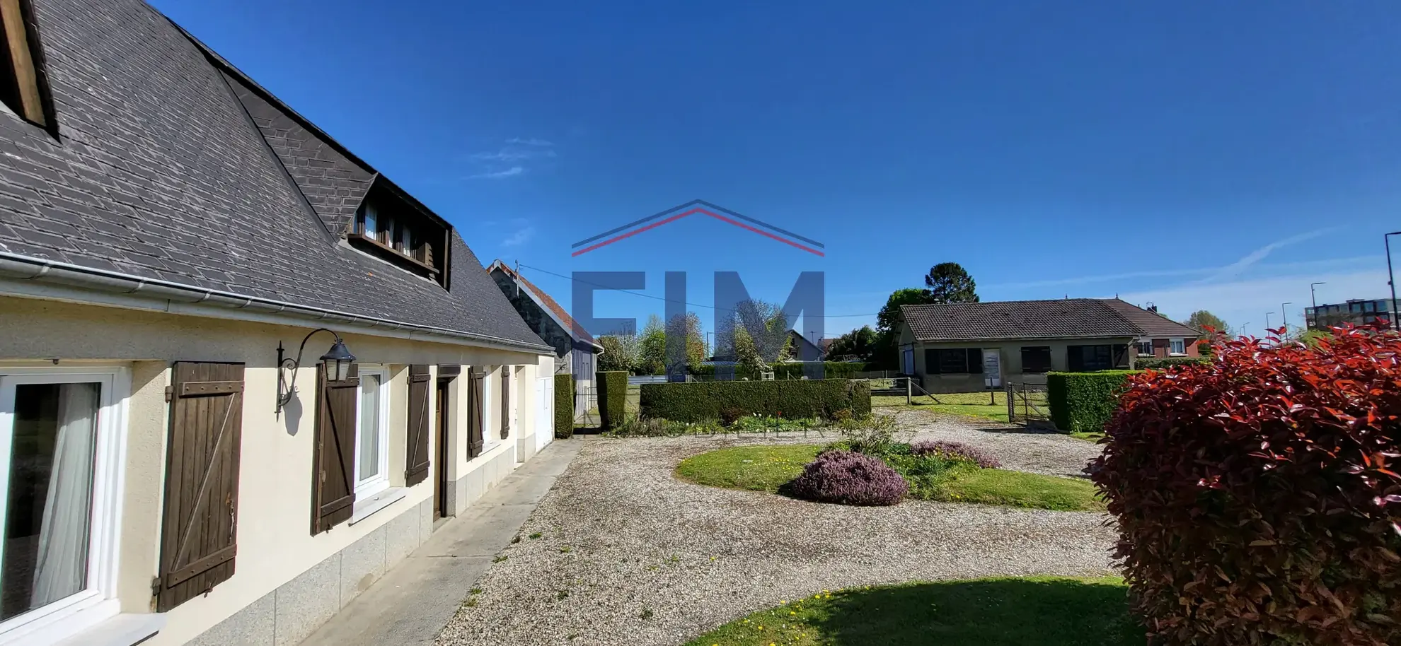 Longère à Saint Nicolas d'Aliermont avec terrain constructible et gîtes, proche Dieppe 
