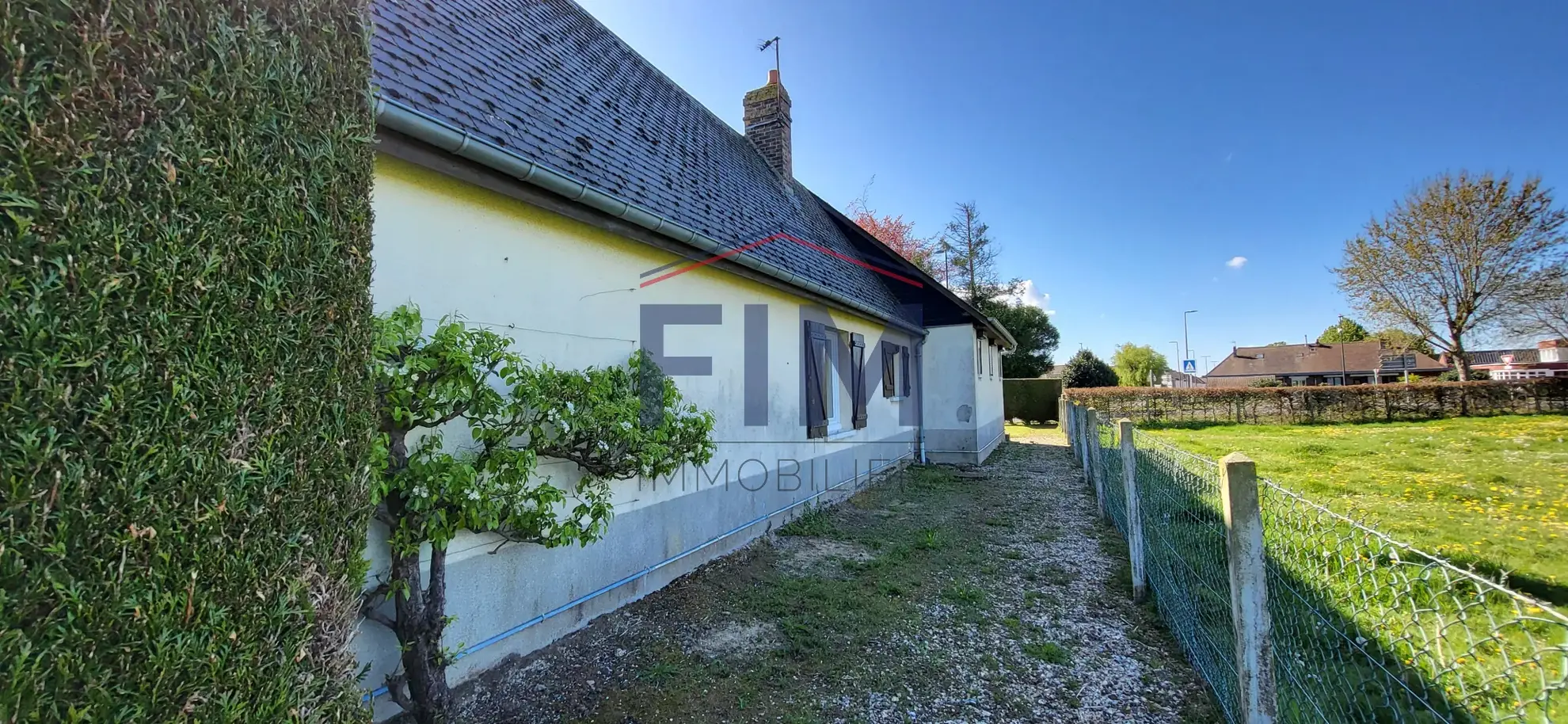 Longère à Saint Nicolas d'Aliermont avec terrain constructible et gîtes, proche Dieppe 