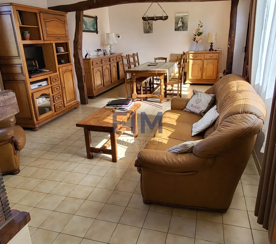Longère à Saint Nicolas d'Aliermont avec terrain constructible et gîtes, proche Dieppe 