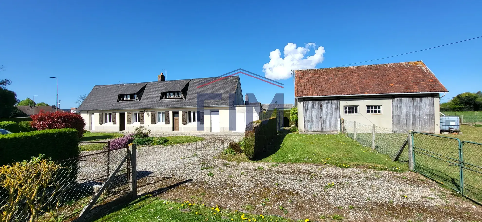 Longère à Saint Nicolas d'Aliermont avec terrain constructible et gîtes, proche Dieppe 