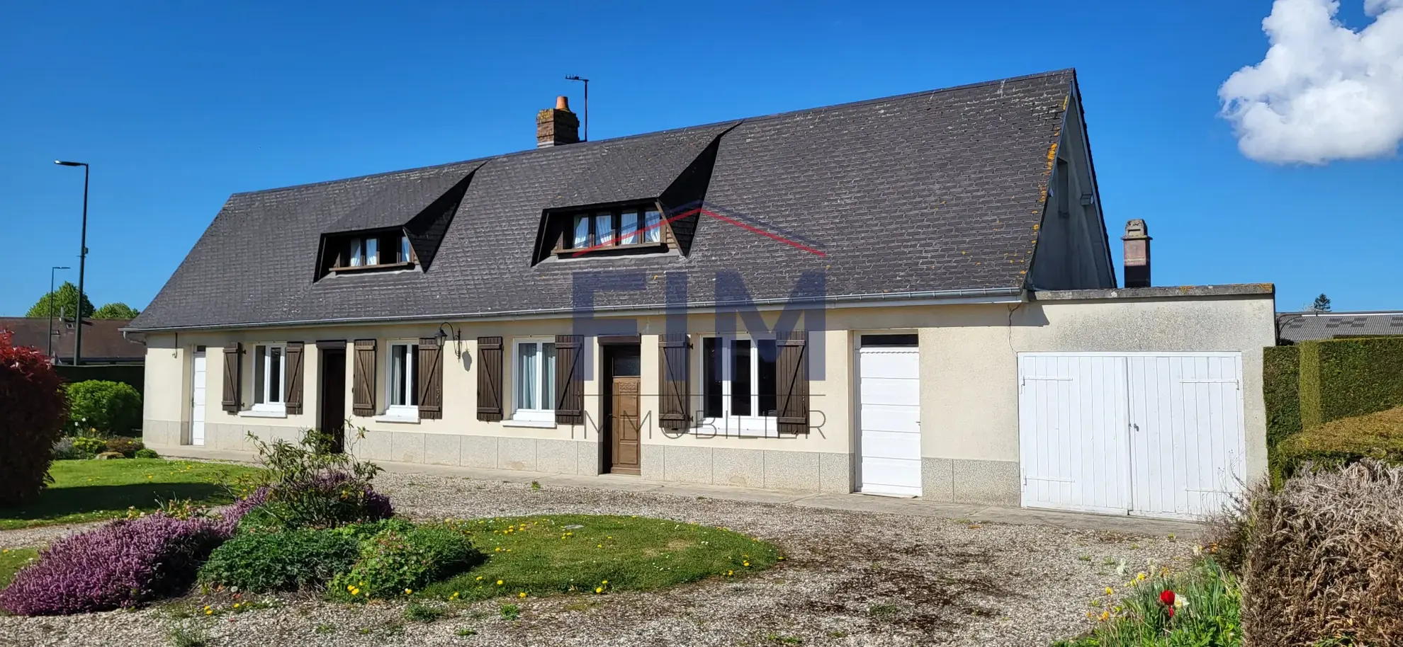 Longère à Saint Nicolas d'Aliermont avec terrain constructible et gîtes, proche Dieppe 