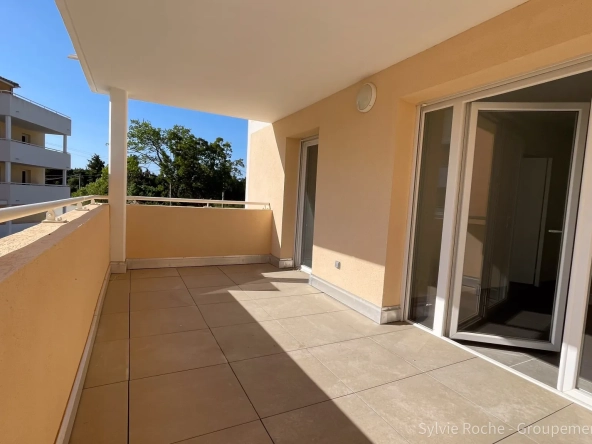 Appartement neuf à Orange avec terrasse, garage et parking - proximité centre-ville