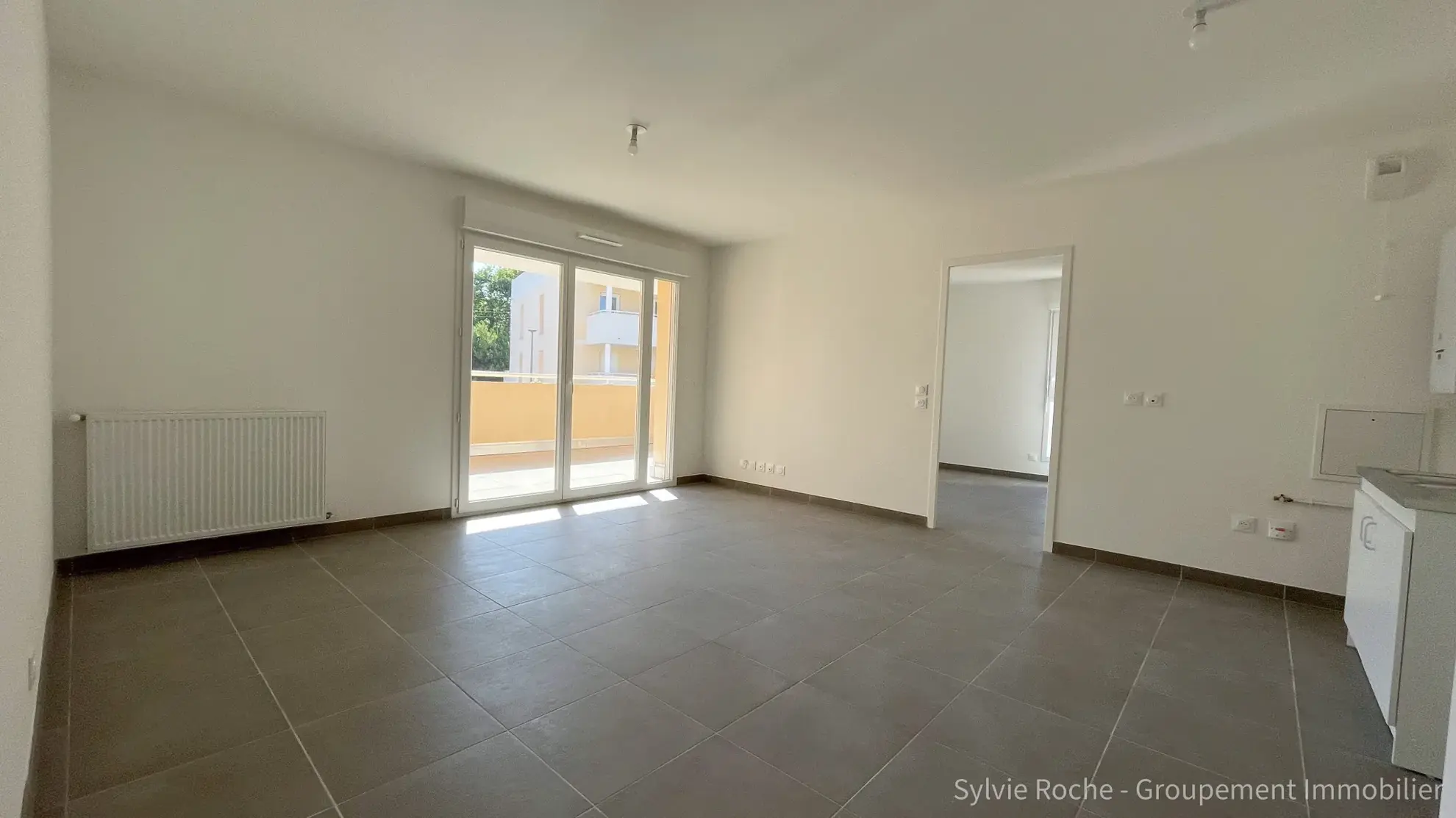 Appartement neuf à Orange avec terrasse, garage et parking - proximité centre-ville 