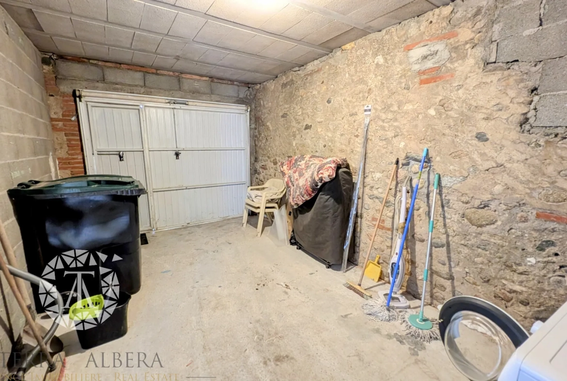 Maison 3 chambres avec cour et garage à Saint-Jean-Lasseille 