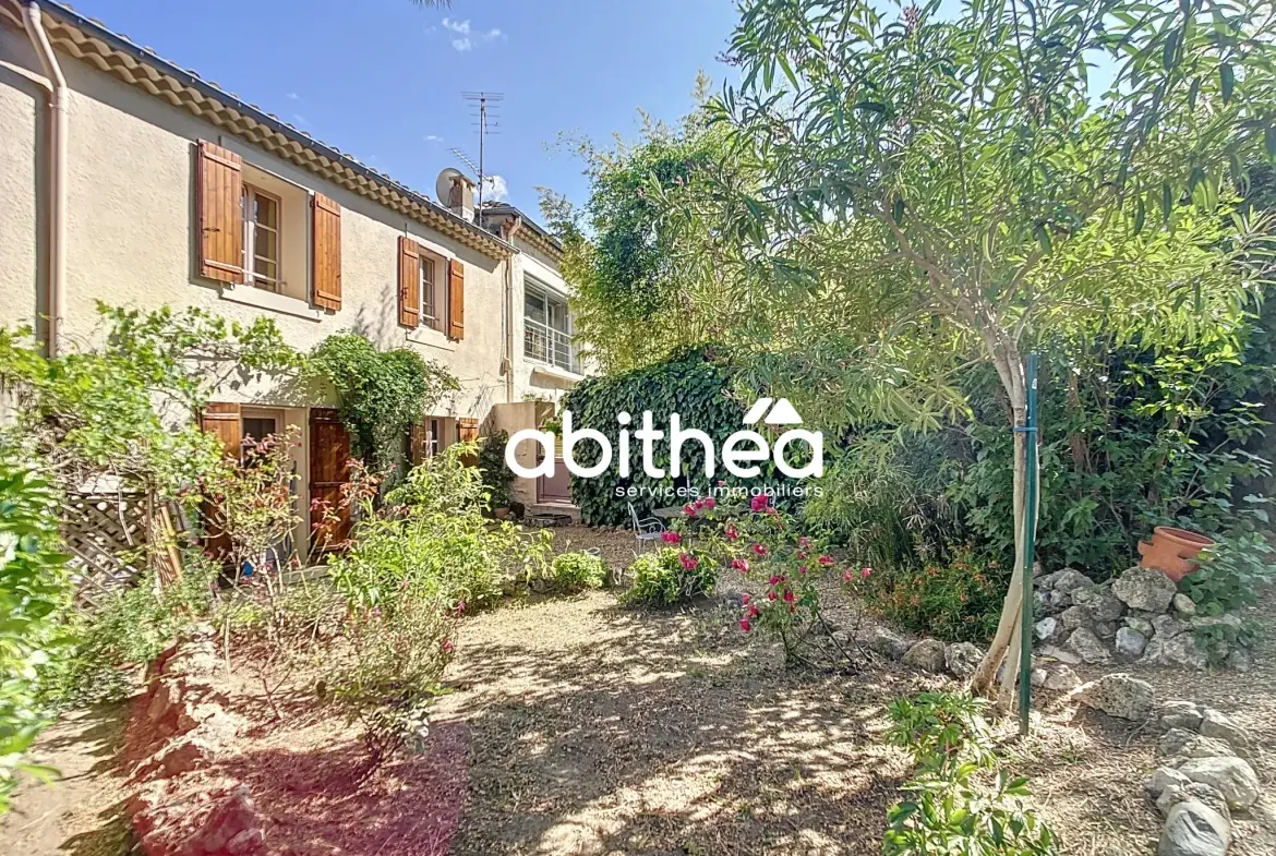 Charmante maison de caractère avec jardin et garage à Murviel-lès-Béziers 