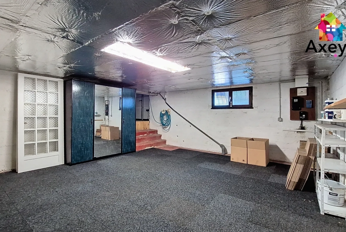 Charmante maison à vendre avec 4 chambres à Chauffailles - Terrain de 600 m² 