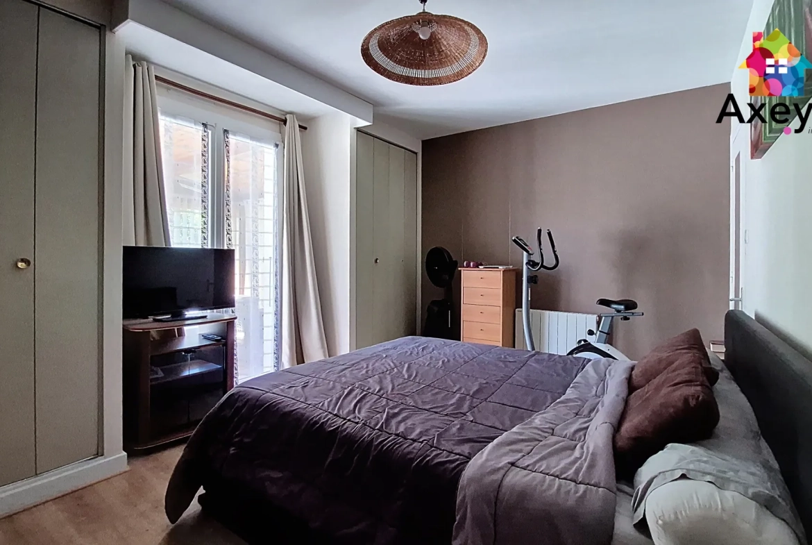 Charmante maison à vendre avec 4 chambres à Chauffailles - Terrain de 600 m² 