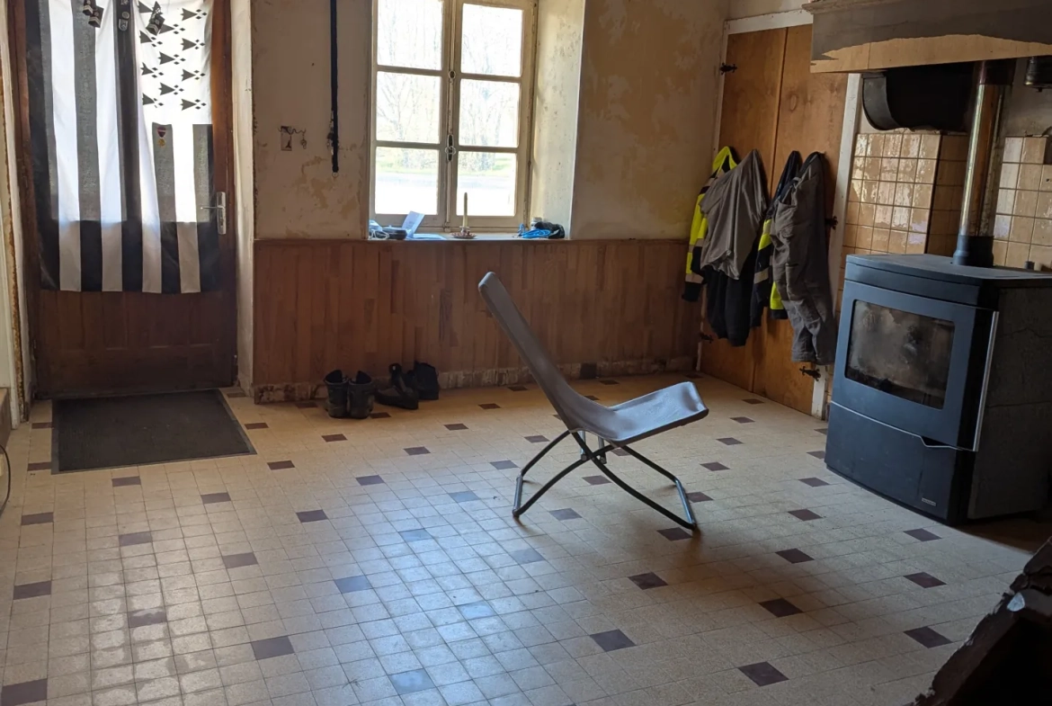 Ferme à rénover de 6000 m² à Renaucourt en Haute-Saône 
