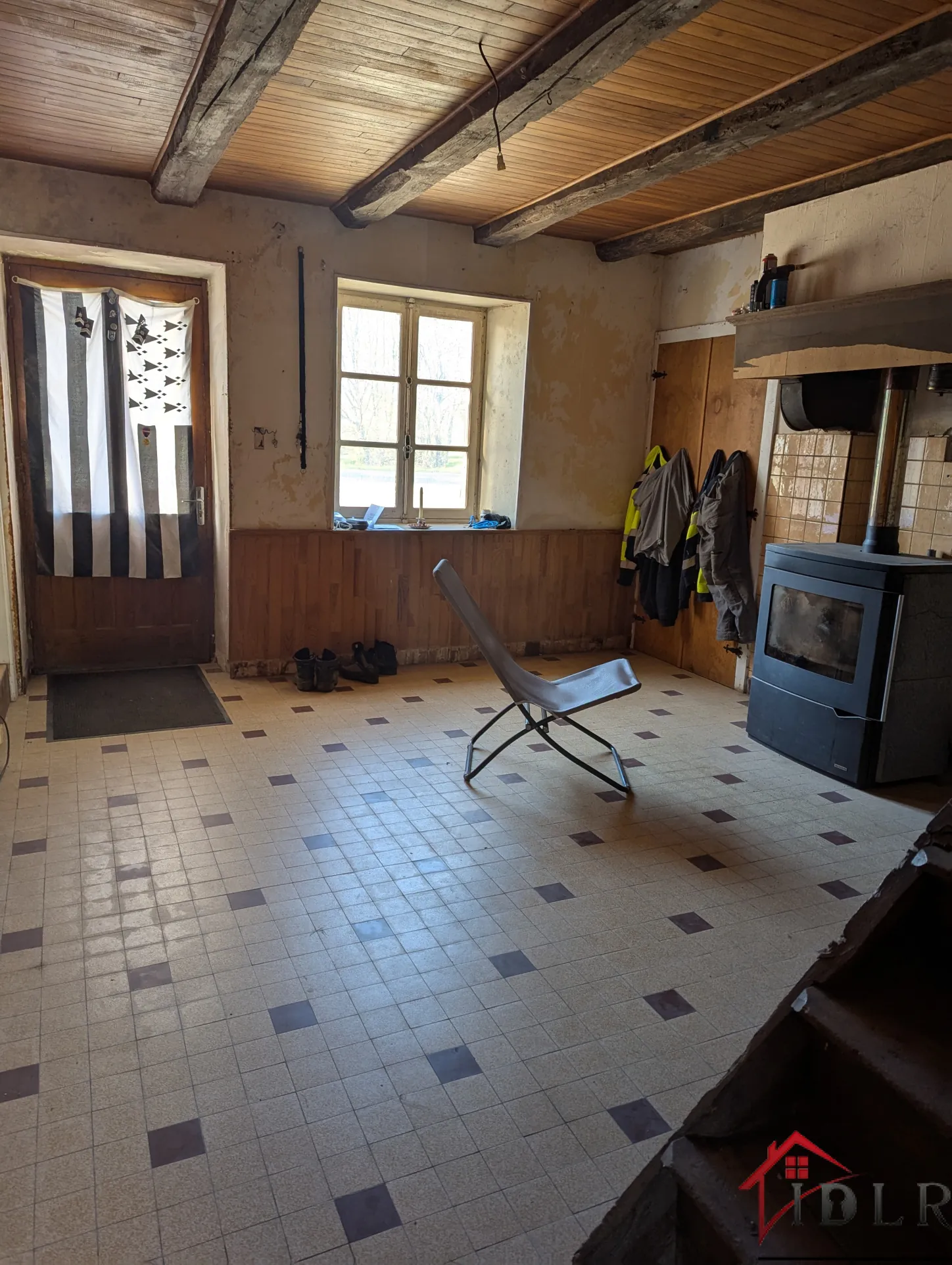 Ferme à rénover de 6000 m² à Renaucourt en Haute-Saône 