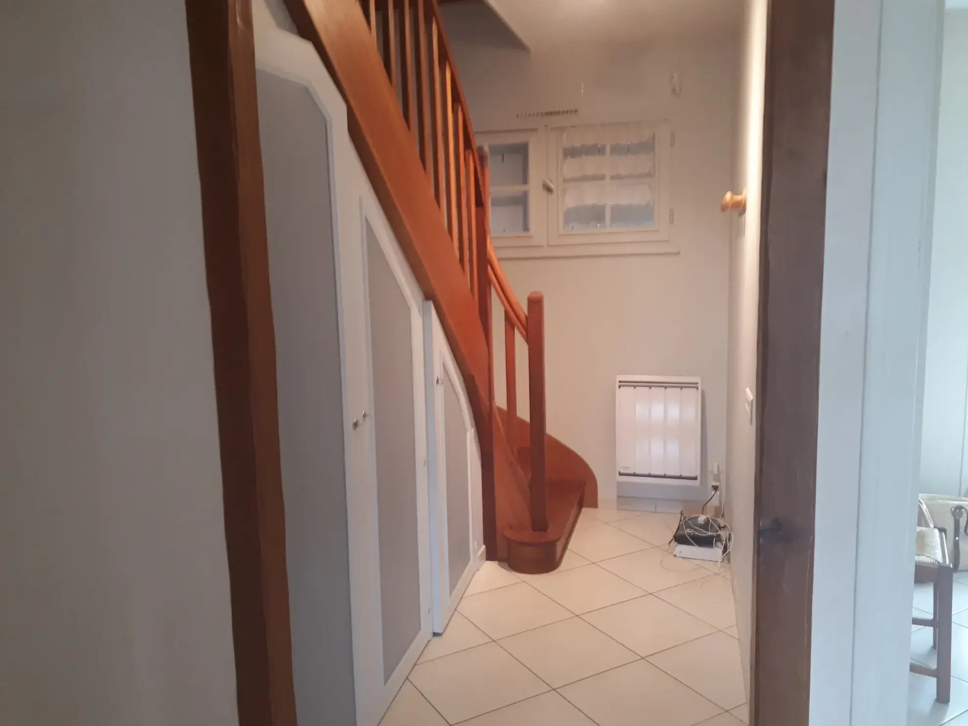 Maison familiale lumineuse avec 6 chambres et studio à Les Ormes 