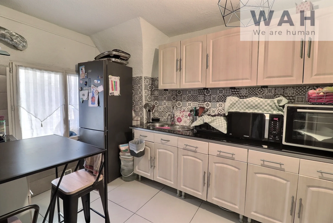 Maison de village T4 à Calvisson – 78 m², proche Nîmes et Montpellier 