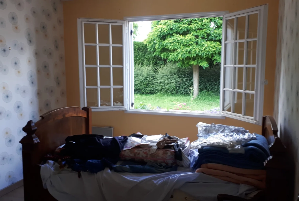Maison à vendre à Chateau Larcher avec jardin et terrasses - 134 m² 