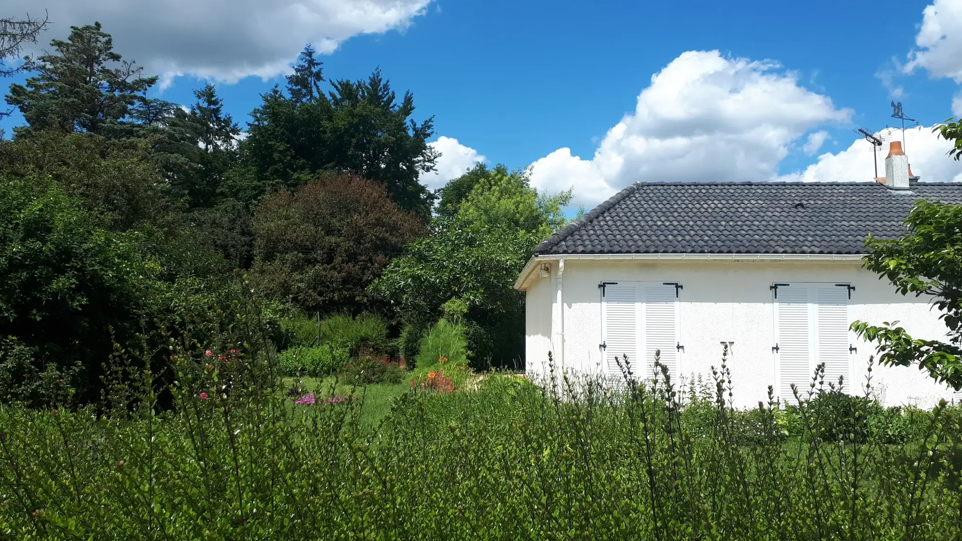 Maison à vendre à Chateau Larcher avec jardin et terrasses - 134 m² 