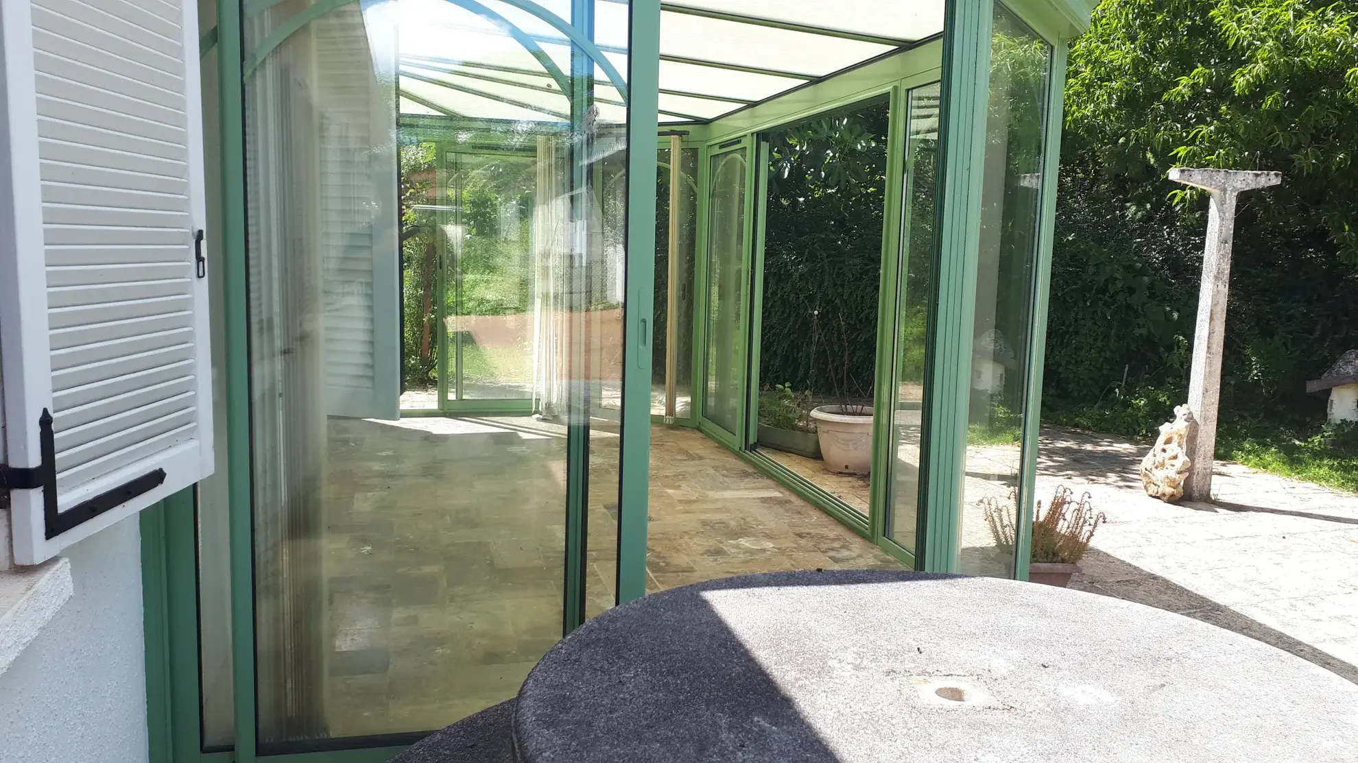 Maison à vendre à Chateau Larcher avec jardin et terrasses - 134 m² 