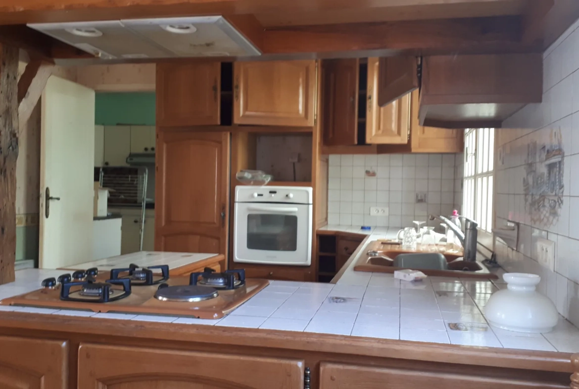 Maison à vendre à Chateau Larcher avec jardin et terrasses - 134 m² 