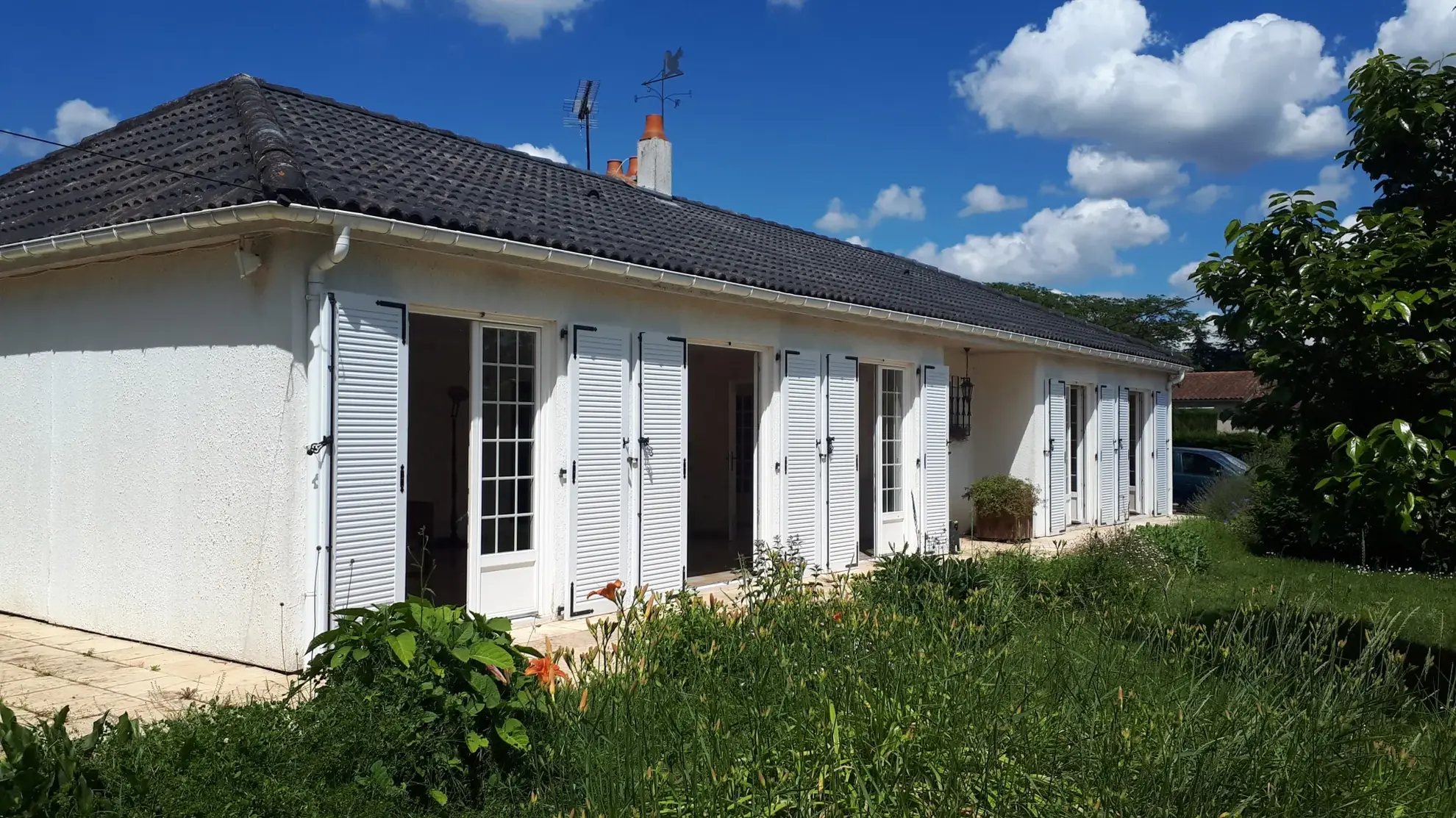 Maison à vendre à Chateau Larcher avec jardin et terrasses - 134 m² 