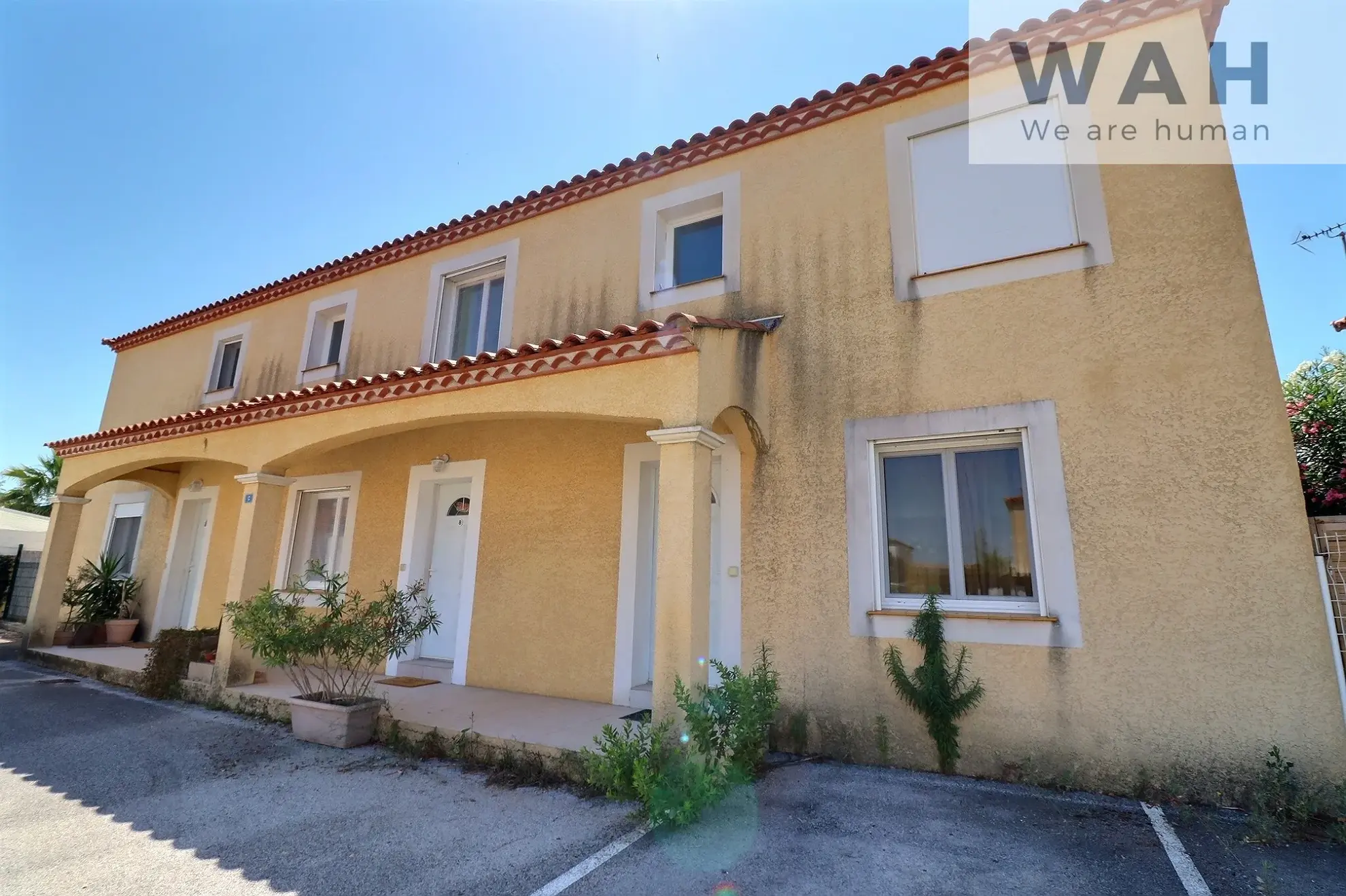 Appartement duplex F4 à Lunel – 86 m² avec jardin et garage 