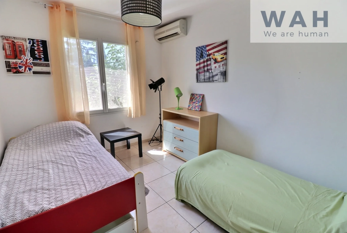 Appartement duplex F4 à Lunel – 86 m² avec jardin et garage 