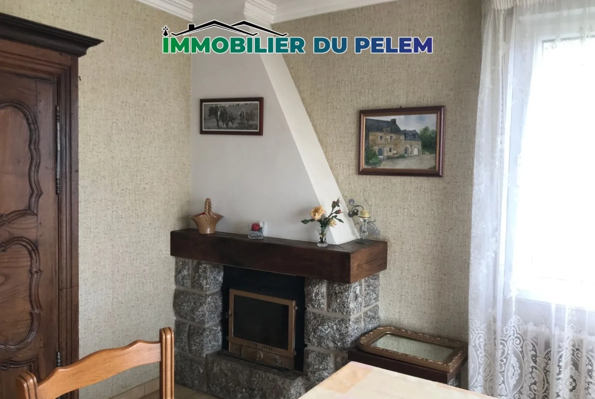 Maison familiale 4 chambres avec hangar et grand terrain en campagne 