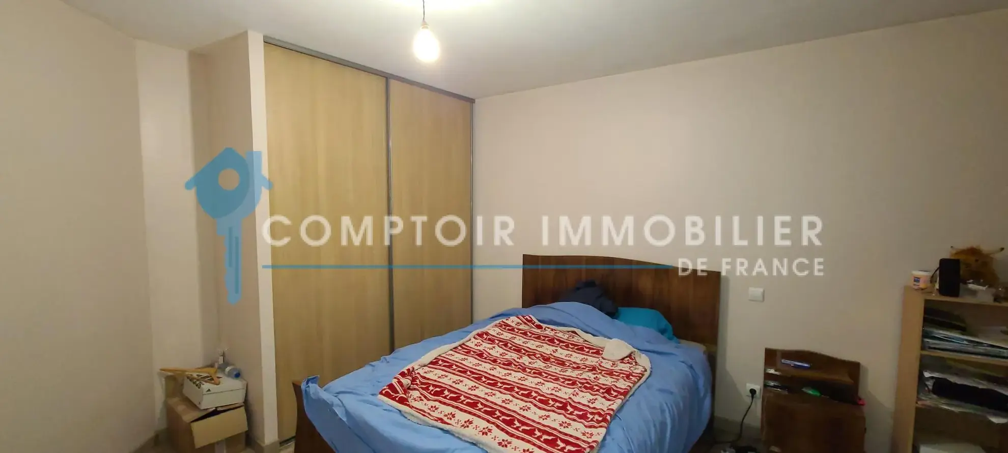 Maison T3 de 144 m² avec appartement T2, hangar et terrain à Montrejeau 