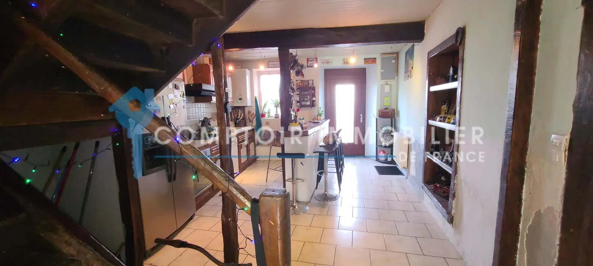 Maison T3 de 144 m² avec appartement T2, hangar et terrain à Montrejeau 