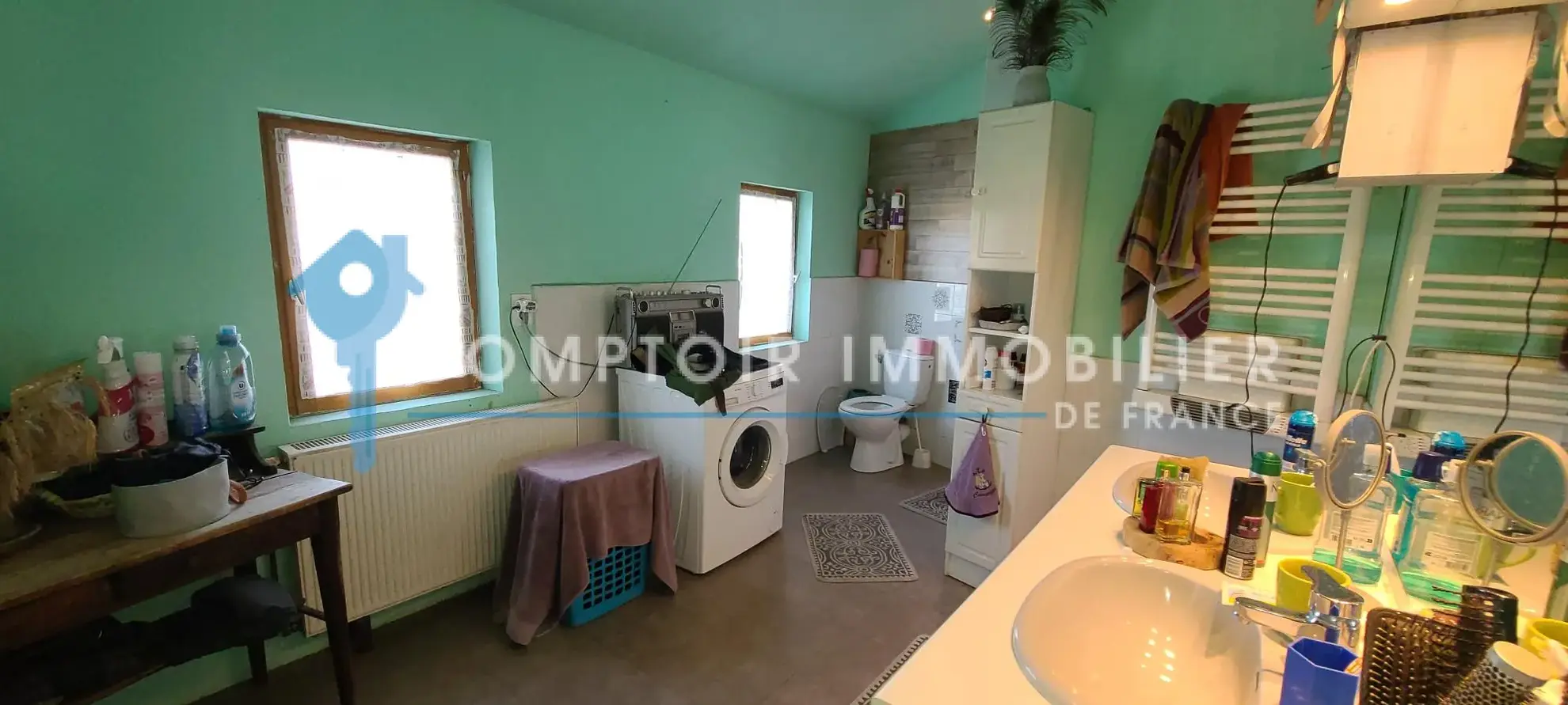 Maison T3 de 144 m² avec appartement T2, hangar et terrain à Montrejeau 