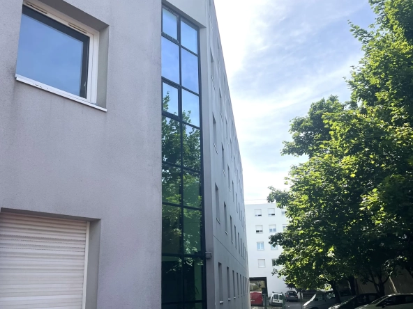 Studio de 18 m² à vendre à Bordeaux Nansouty, proche tramway
