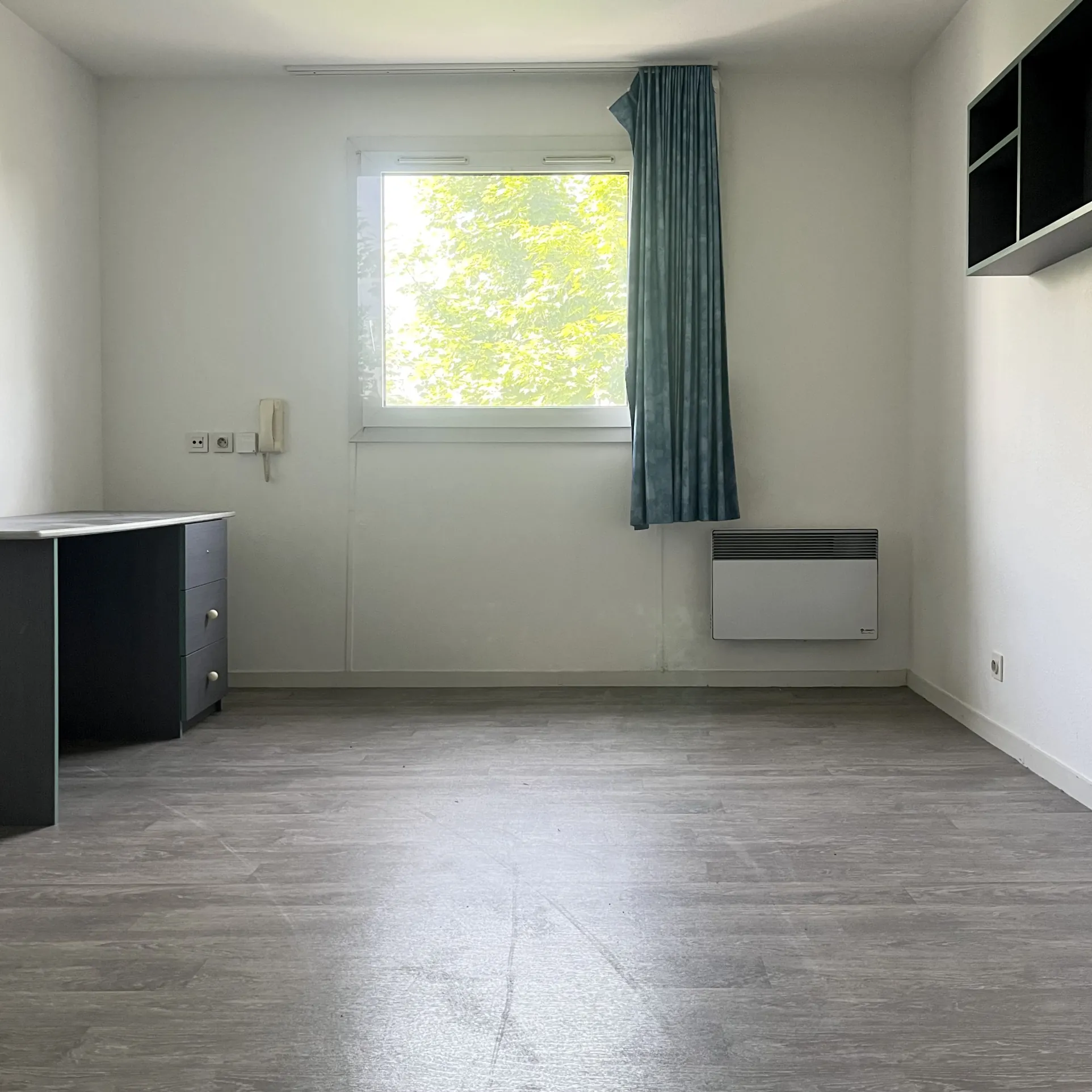 Studio de 18 m² à vendre à Bordeaux Nansouty, proche tramway 