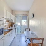 Appartement T4 lumineux de 93,80 m² à Nîmes avec balcon sud-est