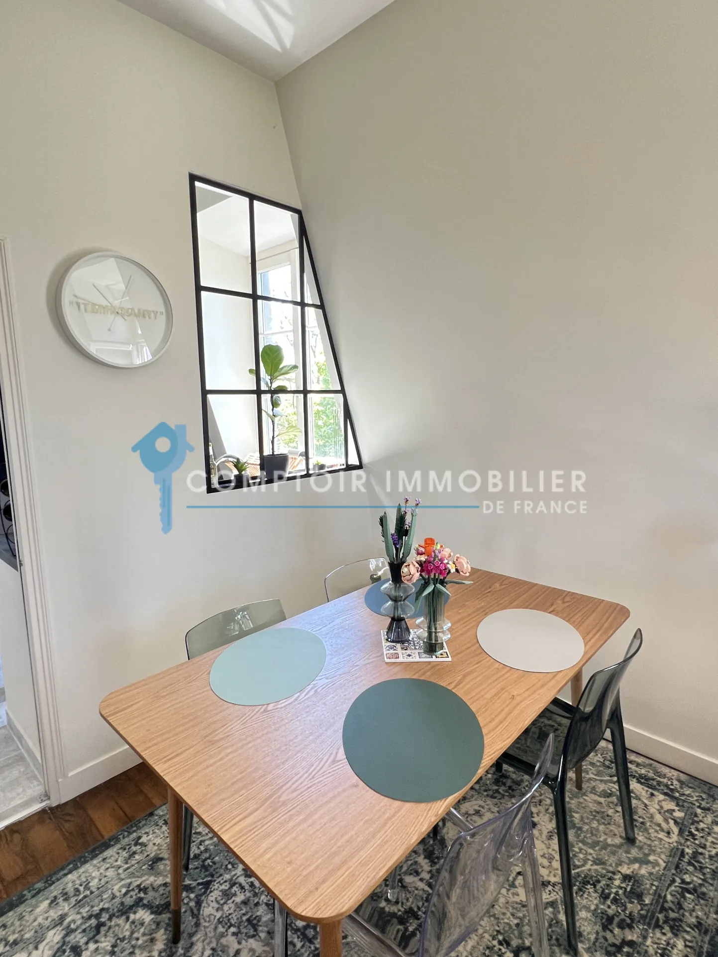 Appartement de standing avec parc et parking à Guigneville-sur-Essonne 
